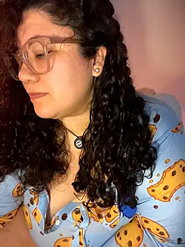 VanesssaMilf  online show from 04/23/26, 08:13