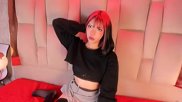 NamiMoon1 online show from 12/20/25, 12:56