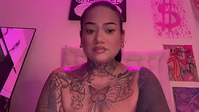 Snapshot of Itsonlyvirgo chatting on 03/02/26, 04:14 Itsonlyvirgo online show from 03/02/26, 04:14