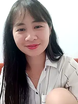 Him MountainGirl online show from 04/18/26, 10:30