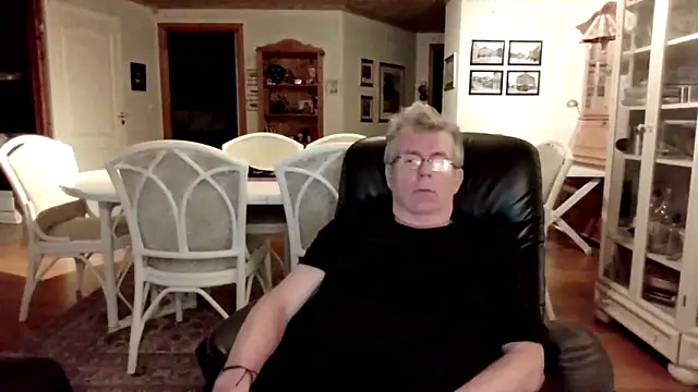 Mortimer Orawan online show from 02/03/26, 05:51