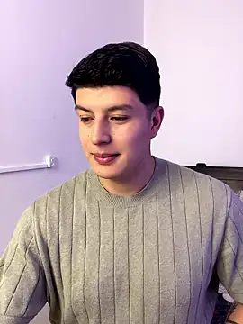 Goldenknight33 online show from 01/15/26, 04:11