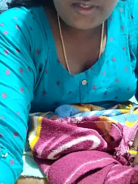 divyatamil143 online show from 12/14/25, 04:07