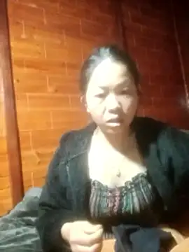 Amiluli online show from 01/17/26, 03:33