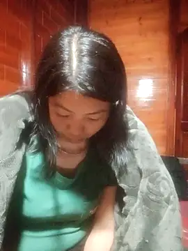 Amiluli online show from 02/25/26, 12:48