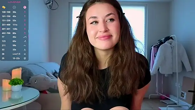 KiraBodrick online show from 04/22/26, 04:08