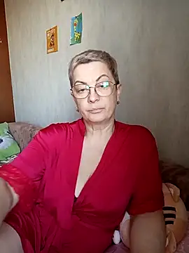 Snapshot of Bastet422111 chatting on 04/05/26, 02:25 Bastet422111 online show from 04/05/26, 02:25