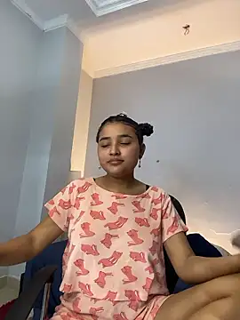 ladulcemary  online show from 01/09/26, 12:41