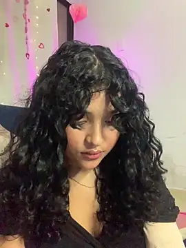 ladulcemary  online show from 02/13/26, 05:09