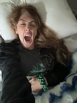 CelestialRuby online show from 10/25/25, 02:02