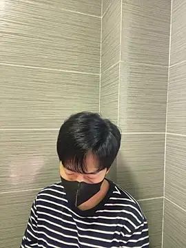 kimze7 online show from 04/12/26, 10:59