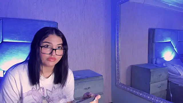 NaomySakura online show from 03/12/26, 08:37