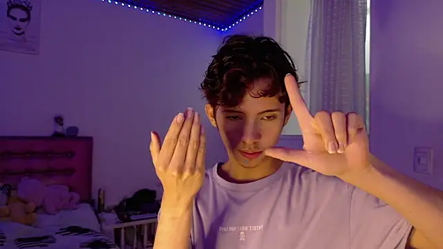 Dani Dancer online show from 04/22/26, 10:22