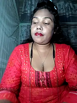 Snapshot of porimoi_505 chatting on 12/19/25, 04:14 porimoi 505 online show from 12/19/25, 04:14