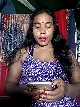 Snapshot of porimoi_505 chatting on 02/28/26, 05:25 porimoi 505 online show from 02/28/26, 05:25