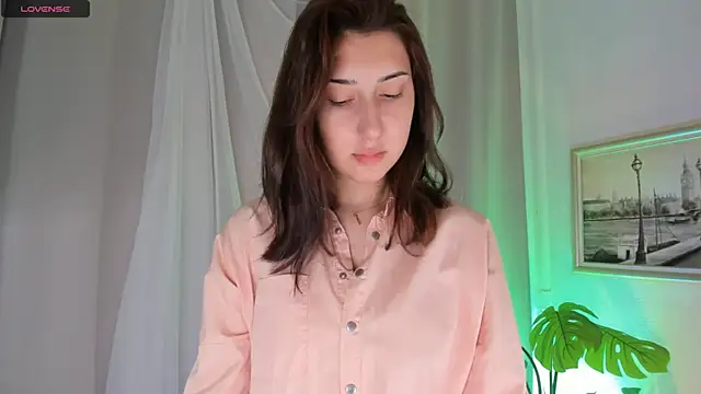 TariLechliter online show from 01/10/26, 12:07