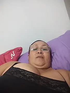 Nini Love  online show from 02/11/26, 11:21