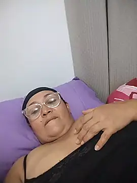 Nini Love  online show from 02/13/26, 03:02