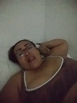 Nini Love  online show from 02/25/26, 02:21