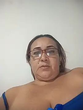 Nini Love  online show from 04/04/26, 05:06