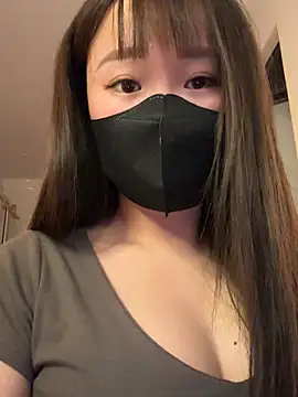 Snapshot of Miumeo20 chatting on 02/05/26, 05:06 Miumeo20 online show from 02/05/26, 05:06