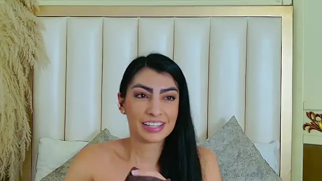 NinnaPiers online show from 07/20/26, 11:34
