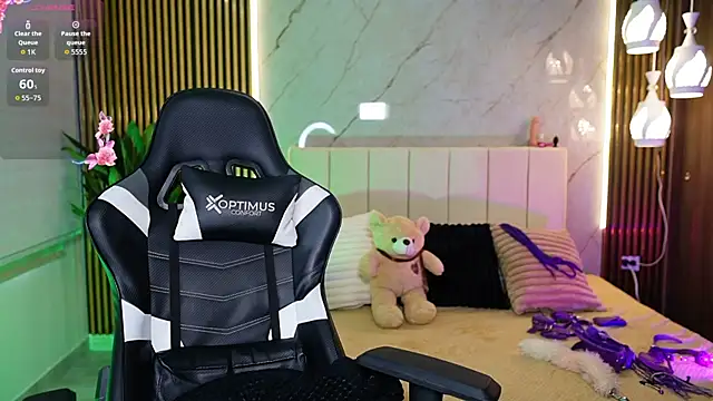 Lyra Black  online show from 01/07/26, 03:25