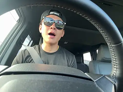 -kou-- online show from 04/20/26, 07:55