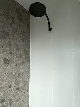 Snapshot of lexi242 chatting on 12/16/25, 08:36 lexi242 online show from 12/16/25, 08:36