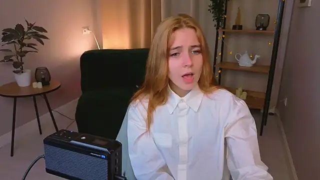 Bella xBaby online show from 12/15/25, 01:26