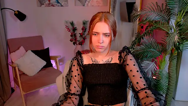 Bella xBaby online show from 12/19/25, 01:40