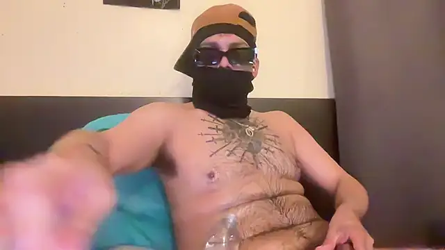 Snapshot of angelblanco chatting on 07/25/26, 04:21 angelblanco online show from 07/25/26, 04:21