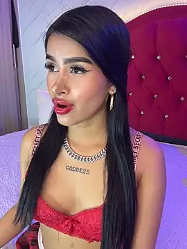 LizzyYvng online show from 12/23/25, 06:55