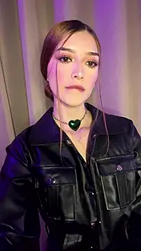 HoneyWeebsss online show from 07/18/26, 02:49