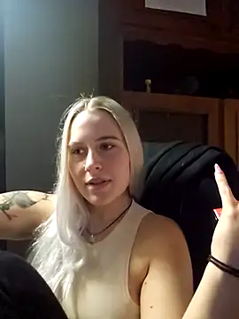 ChristinaWheeled11 online show from 02/19/26, 04:03