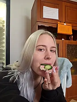 ChristinaWheeled11 online show from 03/25/26, 11:05