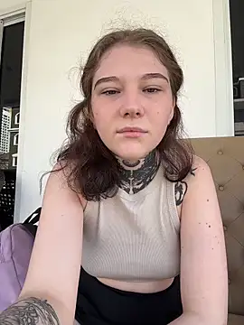 FionaMurr online show from 12/18/25, 02:06