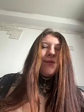 Snapshot of FionaMurr chatting on 06/11/26, 02:44 FionaMurr online show from 06/11/26, 02:44