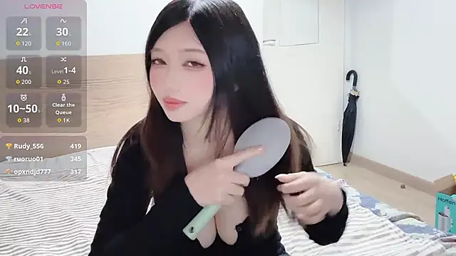 Snapshot of cici-r0 chatting on 02/23/26, 08:06 cici-r0 online show from 02/23/26, 08:06