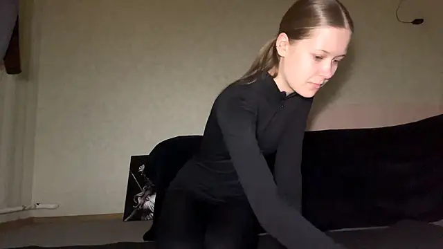 ZaidaSchwarten online show from 02/16/26, 05:14