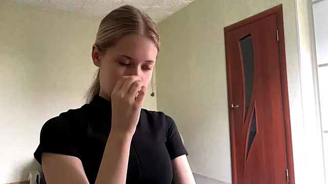 ZaidaSchwarten online show from 05/22/26, 05:25