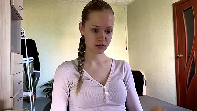 ZaidaSchwarten online show from 05/27/26, 05:15