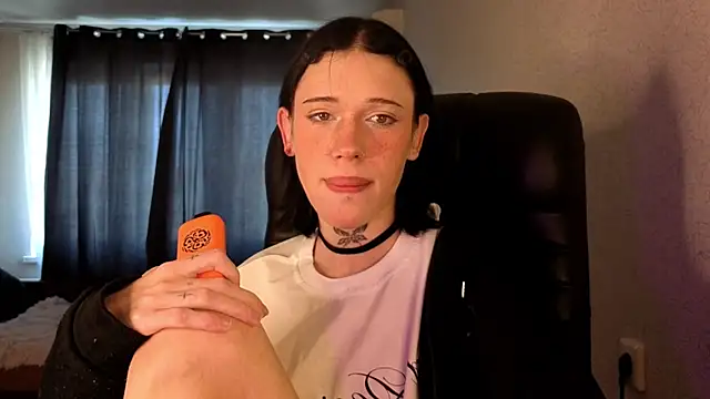 polimun online show from 04/21/26, 05:47