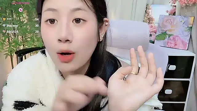 Yvonne-07 online show from 01/13/26, 08:19