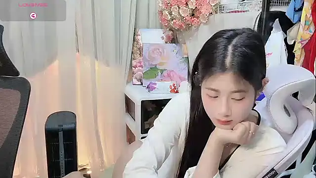 Yvonne-07 online show from 03/16/26, 01:26