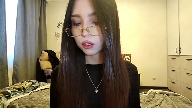 Qwami Amie online show from 02/22/26, 08:35