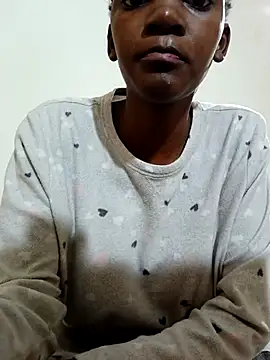 PetiteDoll 06 online show from 04/18/26, 07:12