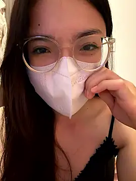 mimichannn99 online show from 01/14/26, 10:03