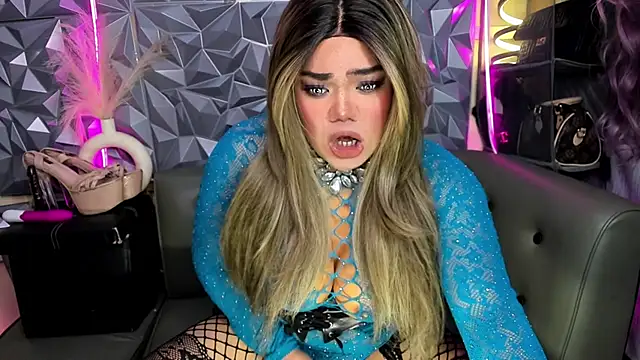 AlwaysHornyMia online show from 03/19/26, 11:53