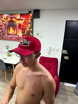 charming twink online show from 12/23/25, 04:10
